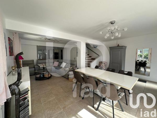 Maison à vendre 5 pièces 95 m² Le Cannet-des-Maures
