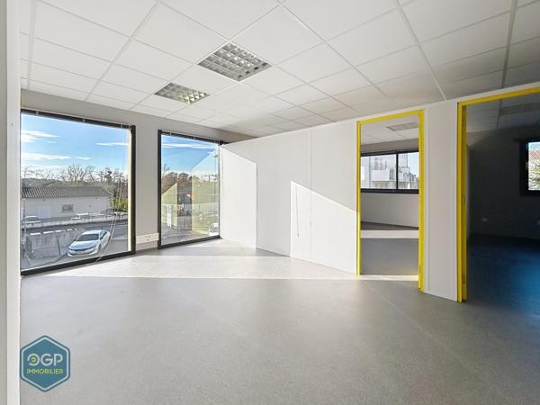 Local commercial de 130 m² divisible et aménageable à Fronton