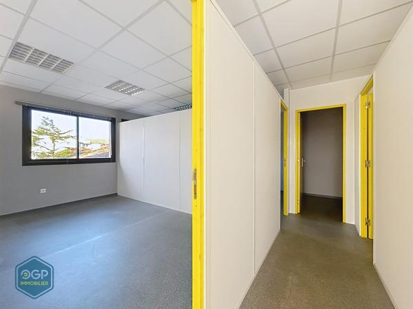Local commercial de 130 m² divisible et aménageable à Fronton