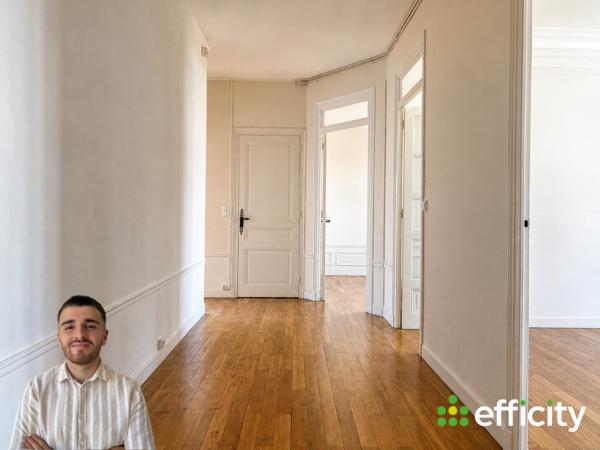 Appartement
         4 pièces
        - 80 m² 65 000 € *
