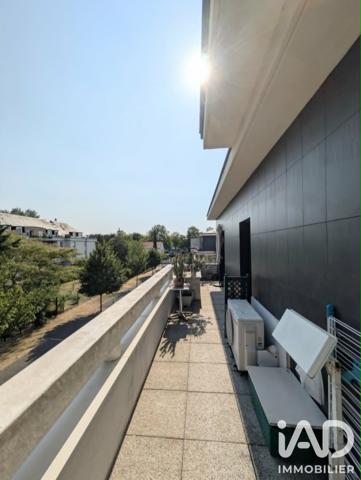 Appartement à vendre 3 pièces 71 m² Saint-Cyr-sur-Loire