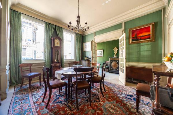 MAISON EN PIERRE SAINT BRUNO 5 CHAMBRES JARDIN ANNEXE