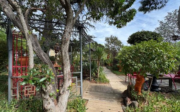 Maison à vendre    10 pièces •  Béziers