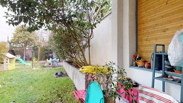 Appartement Chatenay Malabry 3 pièce(s) ; 2 parkings ; Commerces ; T10 ; Creps ; Centre-Ville