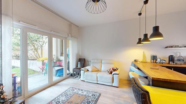 Appartement Chatenay Malabry 3 pièce(s) ; 2 parkings ; Commerces ; T10 ; Creps ; Centre-Ville