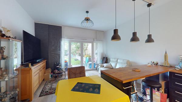 Appartement Chatenay Malabry 3 pièce(s) ; 2 parkings ; Commerces ; T10 ; Creps ; Centre-Ville