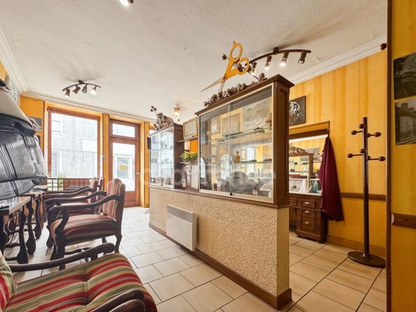 À VENDRE – LOCAL COMMERCIAL AU CŒUR DE CHÂTILLON-EN-BAZOIS (58)