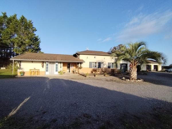 Vente / Maison de plain-pied à Saint-Sever (40500)