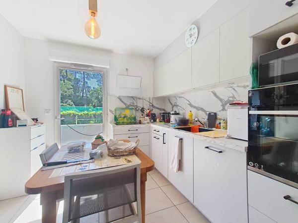 Appartement-toit d'exception : 88 m² de plain-pied, terrasse 85 m², esprit maison