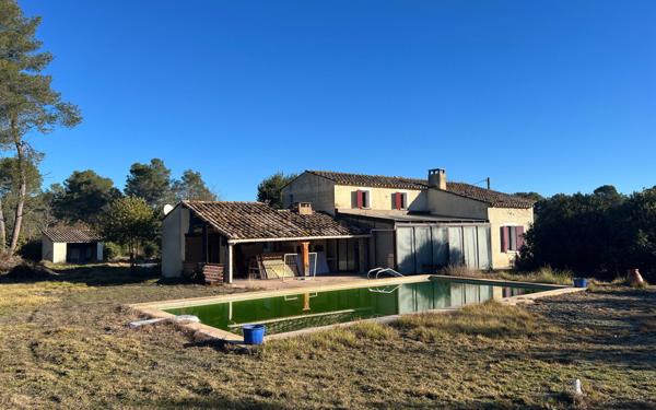 Maison à vendre    6 pièces • 150 m2 Barbentane