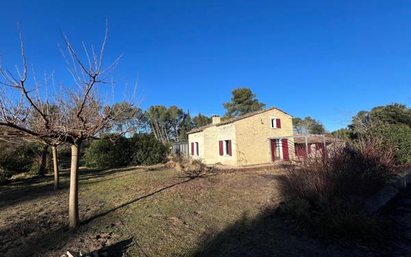 Maison à vendre    6 pièces • 150 m2 Barbentane