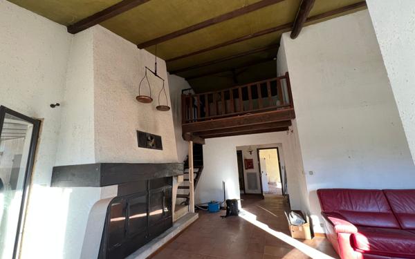 Maison à vendre    6 pièces • 150 m2 Barbentane