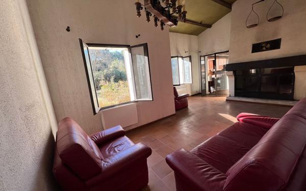 Maison à vendre    6 pièces • 150 m2 Barbentane