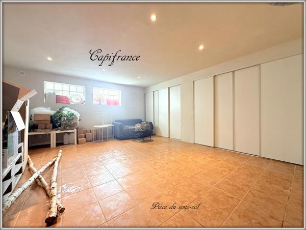 Magnifique maison contemporaine à vendre 7 pièces.