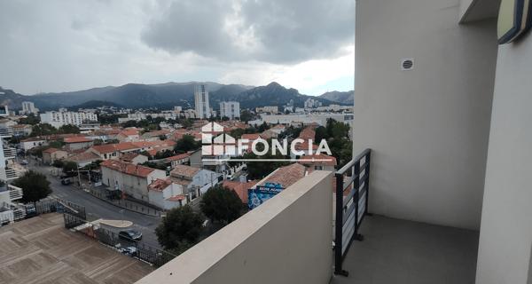 Location Studio 30.7 m² - Marseille 13010