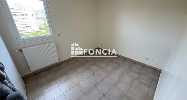 Location Appartement meublé 3 pièces 74 m² - Valence 26000