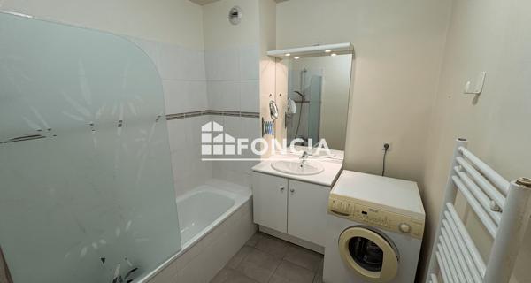 Location Appartement meublé 3 pièces 74 m² - Valence 26000