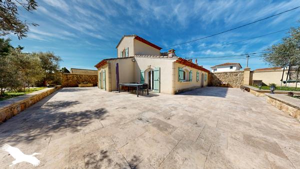 Maison à vendre |                                       Marseille 13 |                                        5 pièces  |  220 m²