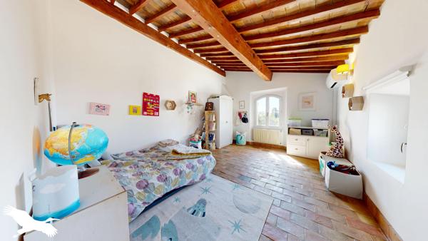 Maison à vendre |                                       Marseille 13 |                                        5 pièces  |  220 m²