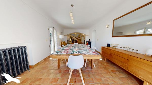 Maison à vendre |                                       Marseille 13 |                                        5 pièces  |  220 m²