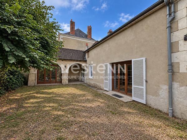 Vente charmante maison de 101.72 m² avec 2 chambres, centre ville de Château-du-Loir (72500)