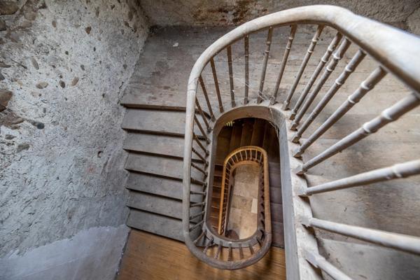 Maubourguet (65) - À vendre Maison de maître de 265 m² + terrain constructible et dépendances au calme.