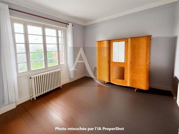 EXCLUSIVITE L'ADRESSE Charmante maison de ville avec jardin au bord du Lot