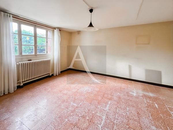 EXCLUSIVITE L'ADRESSE Charmante maison de ville avec jardin au bord du Lot