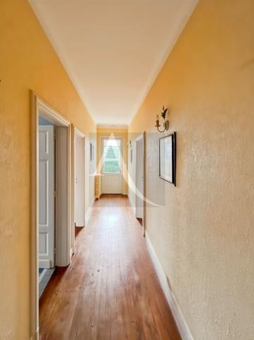 EXCLUSIVITE L'ADRESSE Charmante maison de ville avec jardin au bord du Lot