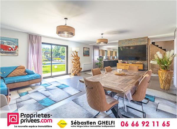 à la porte de BLOIS belle maison contemporaine avec piscine