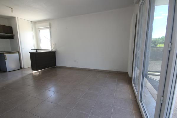 Bassens Parc Beauval, appartement T2 de 41m² avec terrasse et parking