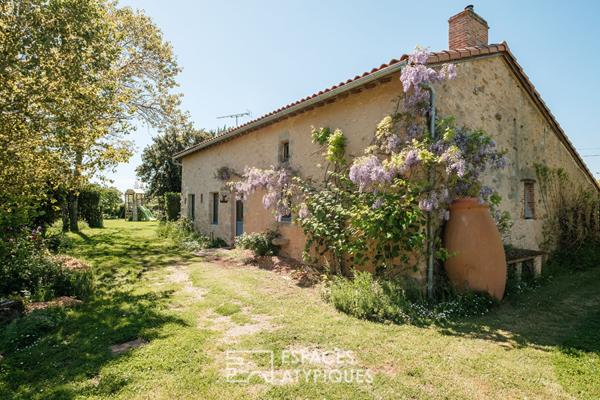 Maison principale avec grand gîte meublé, deux petits gîtes et piscine