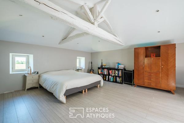 Maison principale avec grand gîte meublé, deux petits gîtes et piscine
