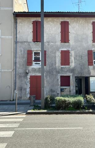 A DAX T1 bis au 2 eme et dernier étage