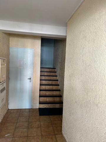 A DAX T1 bis au 2 eme et dernier étage