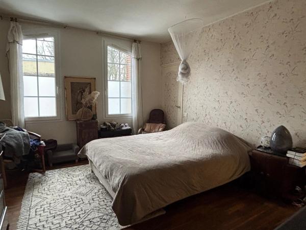 Location                                                      Maison
                        
                     5 pièces                      118 m2                     à Nogent-le-Phaye