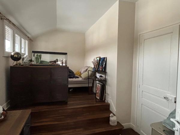 Location                                                      Maison
                        
                     5 pièces                      118 m2                     à Nogent-le-Phaye