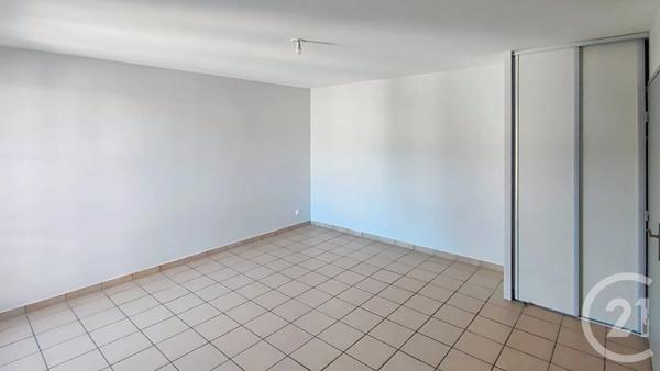 Appartement F1 à vendre  1 pièce - 29,72 m 2   BRIE COMTE ROBERT  - 77