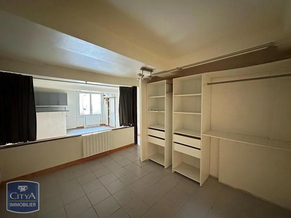 Appartement à louer 1 pièce 40.03m² Saint-Laurent-sur-Saône (01750)