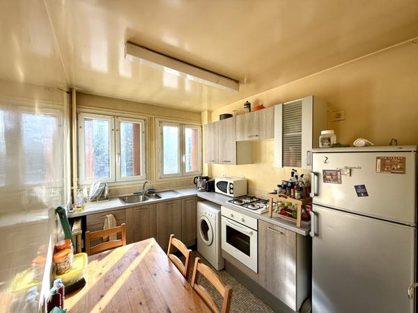 Aulnay-sous-Bois (93600) 3 Pièces centre-ville devant RER B