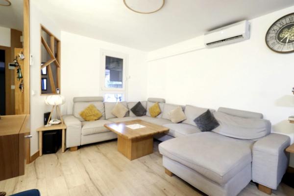 VILLA individuelle avec jardin et véranda