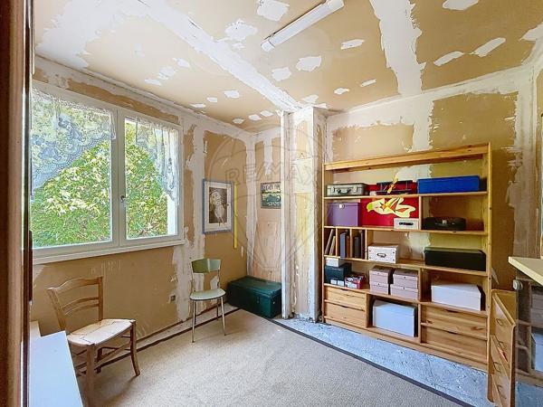 Maison 5 chambre(s) à vendre - L'Isle-d'Abeau, Isère - 38