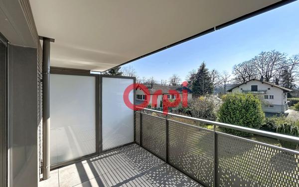 Appartement à louer    3 pièces •  Saint-Julien-en-Genevois
