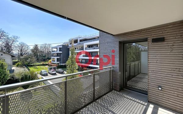 Appartement à louer    3 pièces •  Saint-Julien-en-Genevois