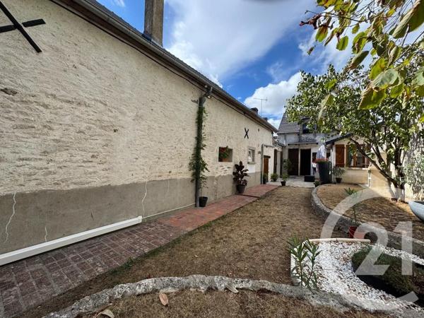 Maison à vendre  6 pièces - 150,57 m 2   CLOYES LES TROIS RIVIERES  - 28