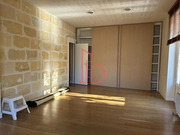 Bureau de 146 m² à louer à Bordeaux Meriadeck