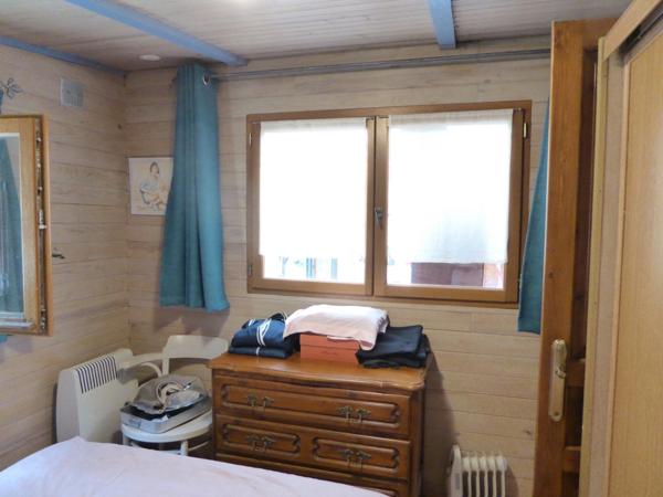Chalet 2 pièces de plain pied avec véranda-salon 53m²