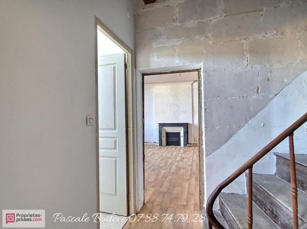 Maison de Bourg à rénover de 187 m² avec dépendances et terrain constructible - Noyant-Villages (49490)