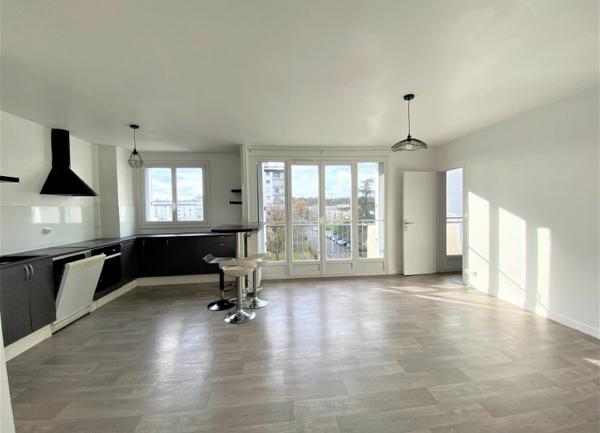 Appartement à louer    3 pièces • 65 m2 Tours