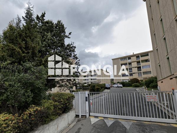 Location Appartement 3 pièces 61.76 m² - LES BORELS Marseille 13015